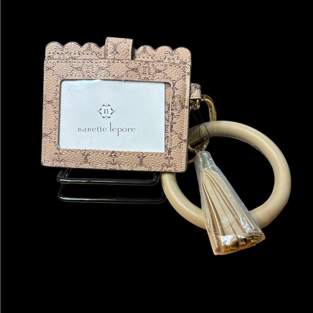 Cream and Gold Key & Card Holder with Tassel RFID NWT - Picture 3 of 4